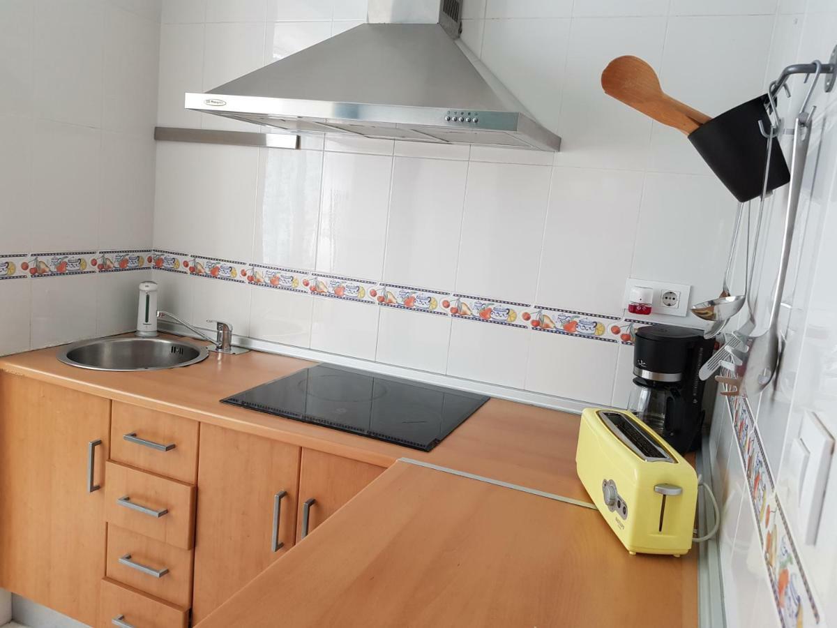 Aloja Puerto Deportivo Apartment